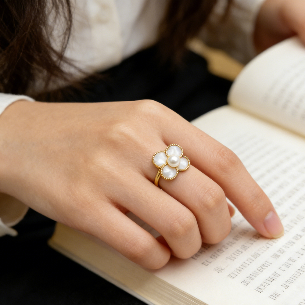 Formal Wear Jewelry For Women - Vintage Ring With Of Pearl And