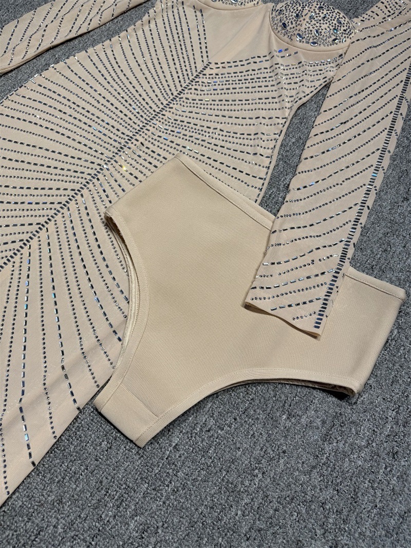 Luxury Crystals Beige Women Pr - Women Luxury Formal Wear ulasan dan harga