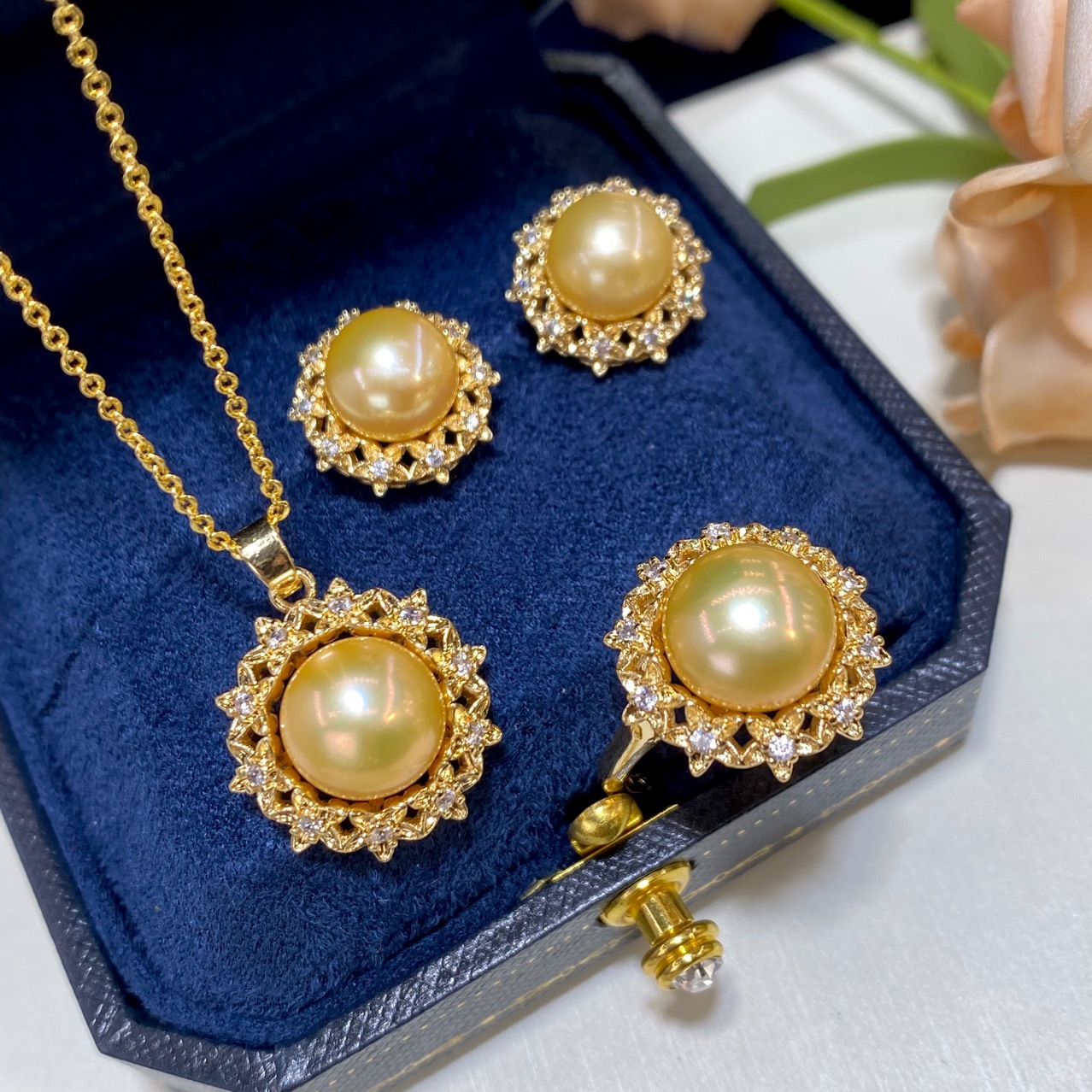 one Set freshwater pearl yello - Pearl Necklace Set ulasan dan harga