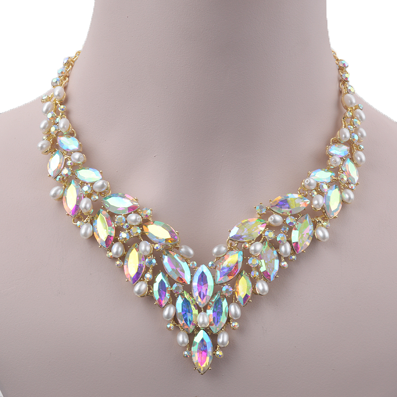 Delicate Golded Pearl Crystal  - Pearl Necklace Set ulasan dan harga